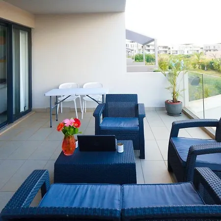 Azuri Resort -Sea View & Golf Luxury Apartment Roches Noires Exterior photo