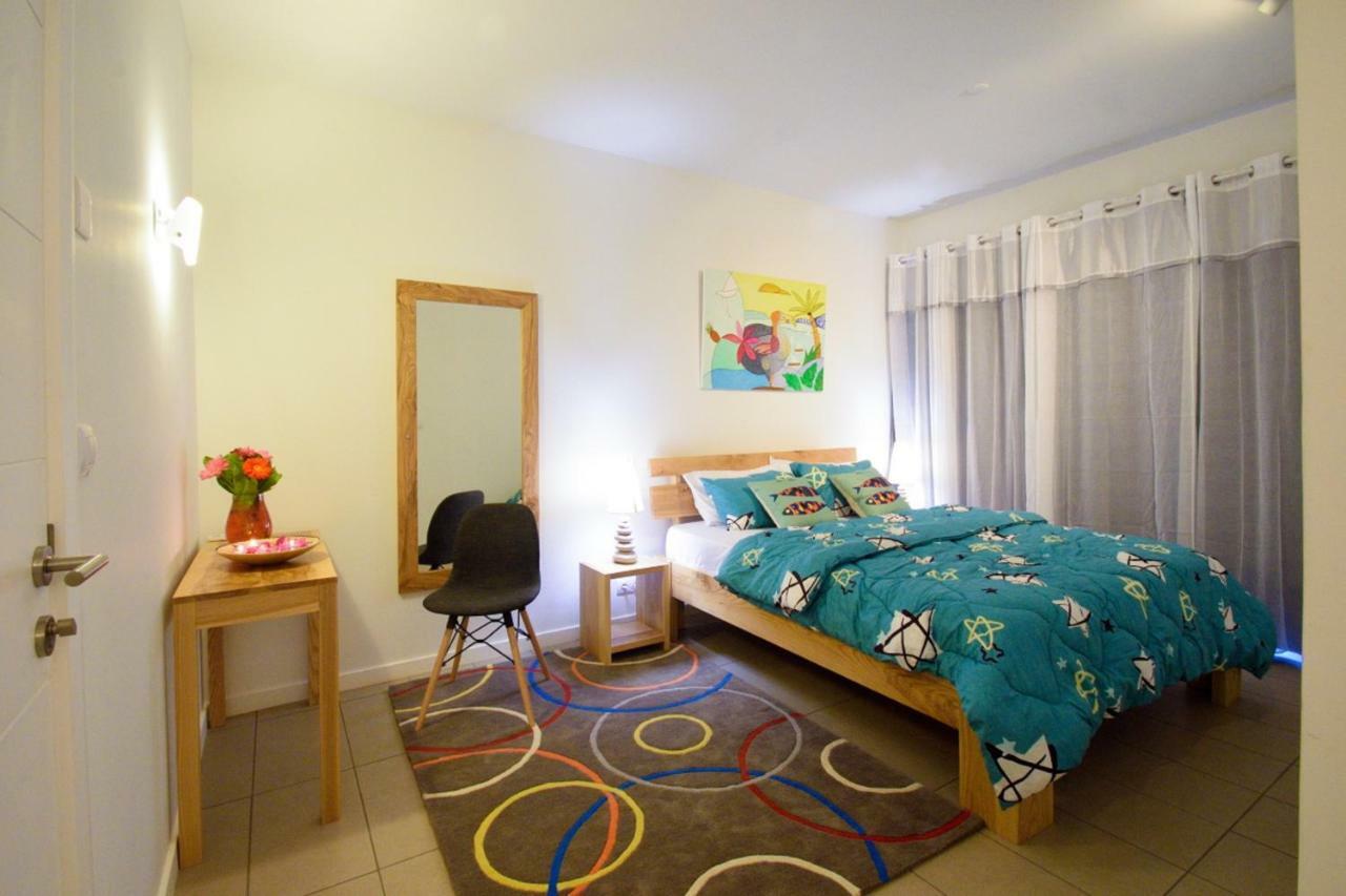 Azuri -sea View & Golf Luxury Apartment Roches Noires